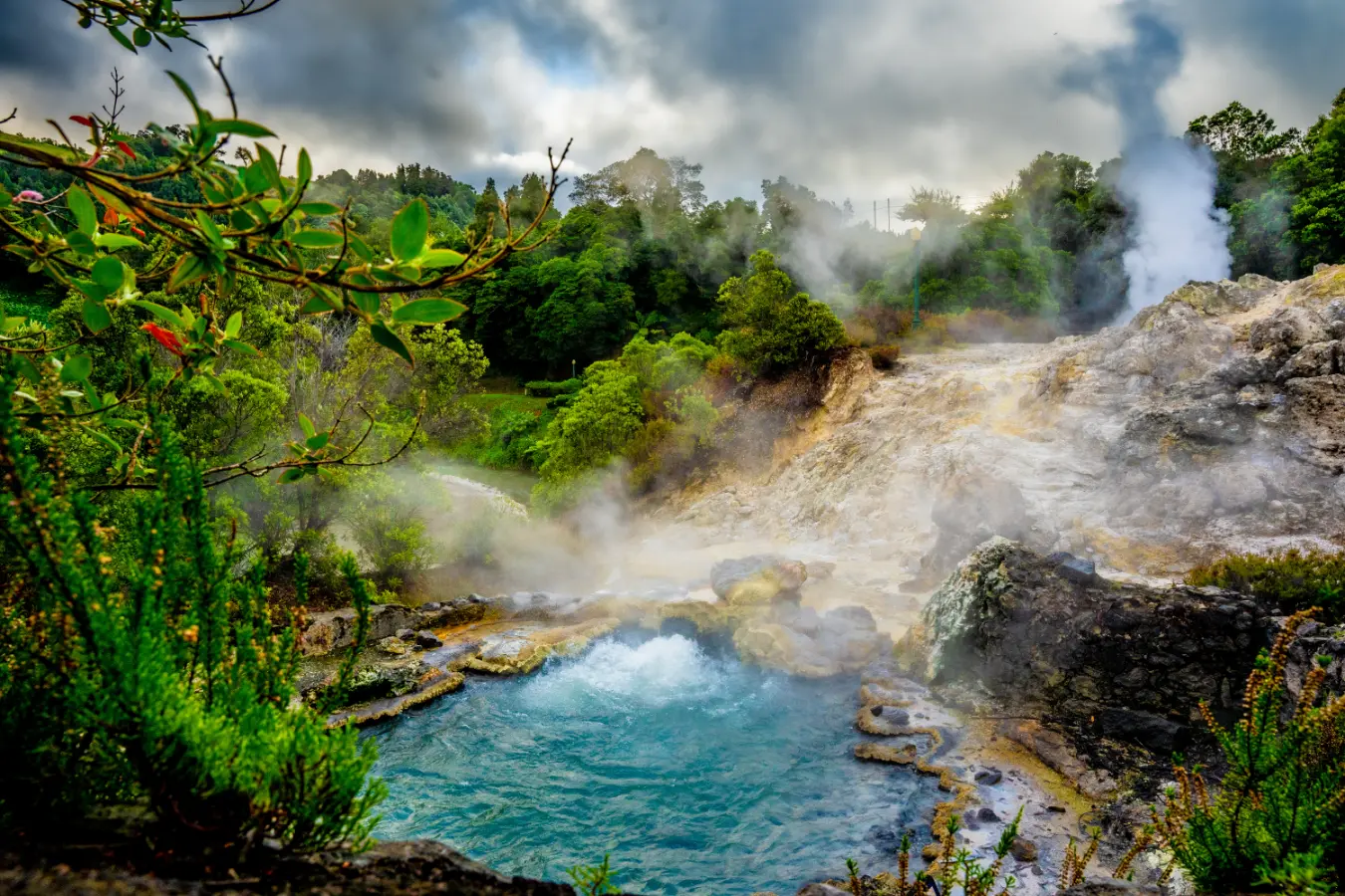 האיים האזוריים